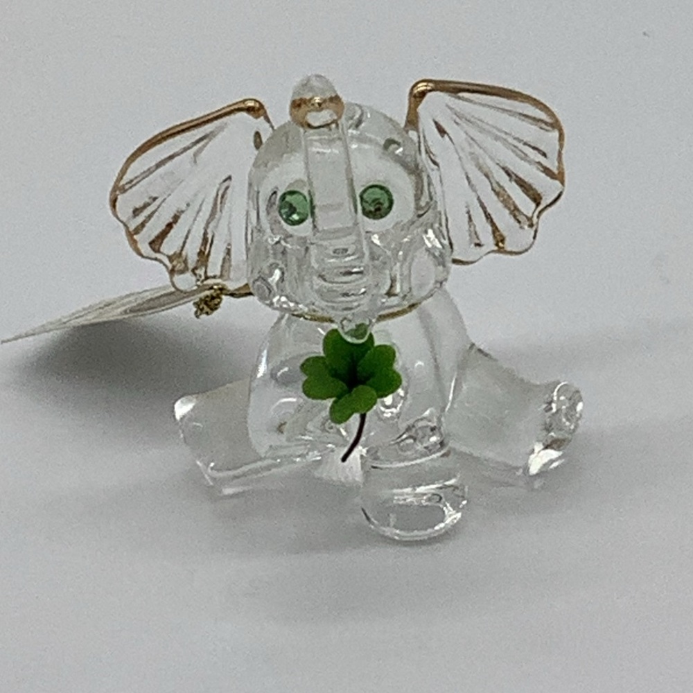 Lucky the Elephant hand crafted glass. Glass Baron.